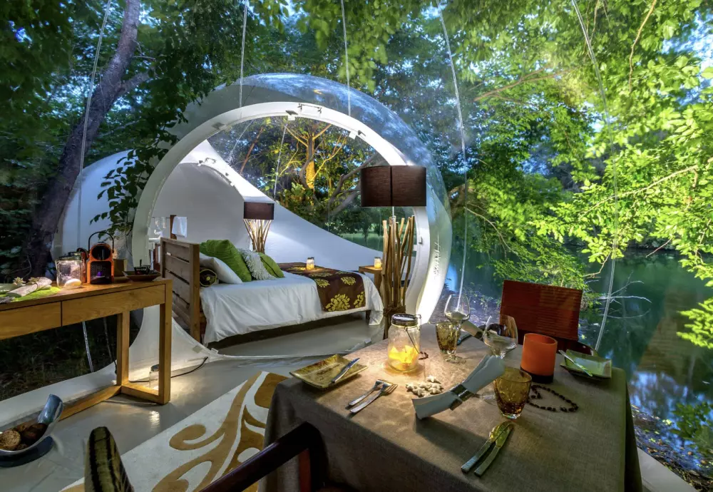 clear bubble tent